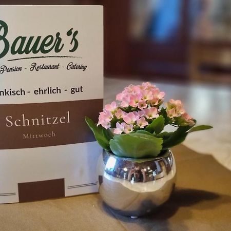 Bauer'S Pension-Restaurant-Catering Grosshabersdorf Buitenkant foto
